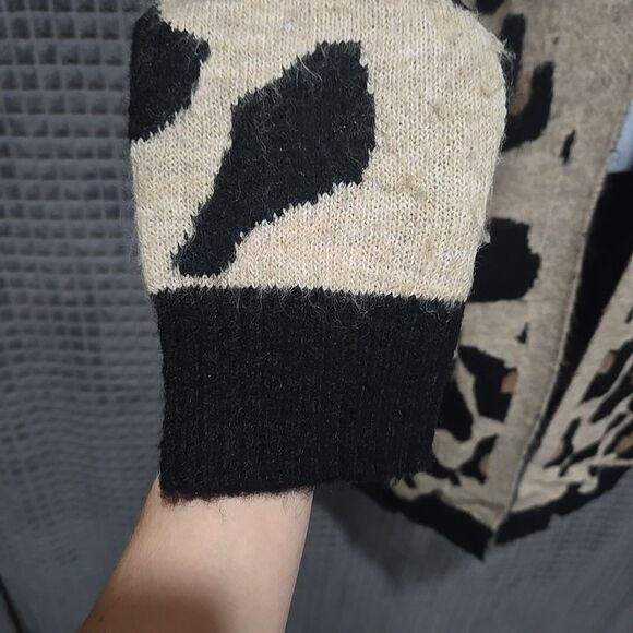 Long Leopard Cardigan Sweater Duster M/L AltardState Oversized Stretch Open Cozy - Picture 10 of 16